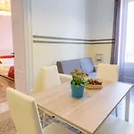 Apartament Housestation *